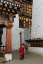 D'un temple ÃÂ  l'autre (Rinpung dzong - Paro - Bhoutan) Royalty Free Stock Photo